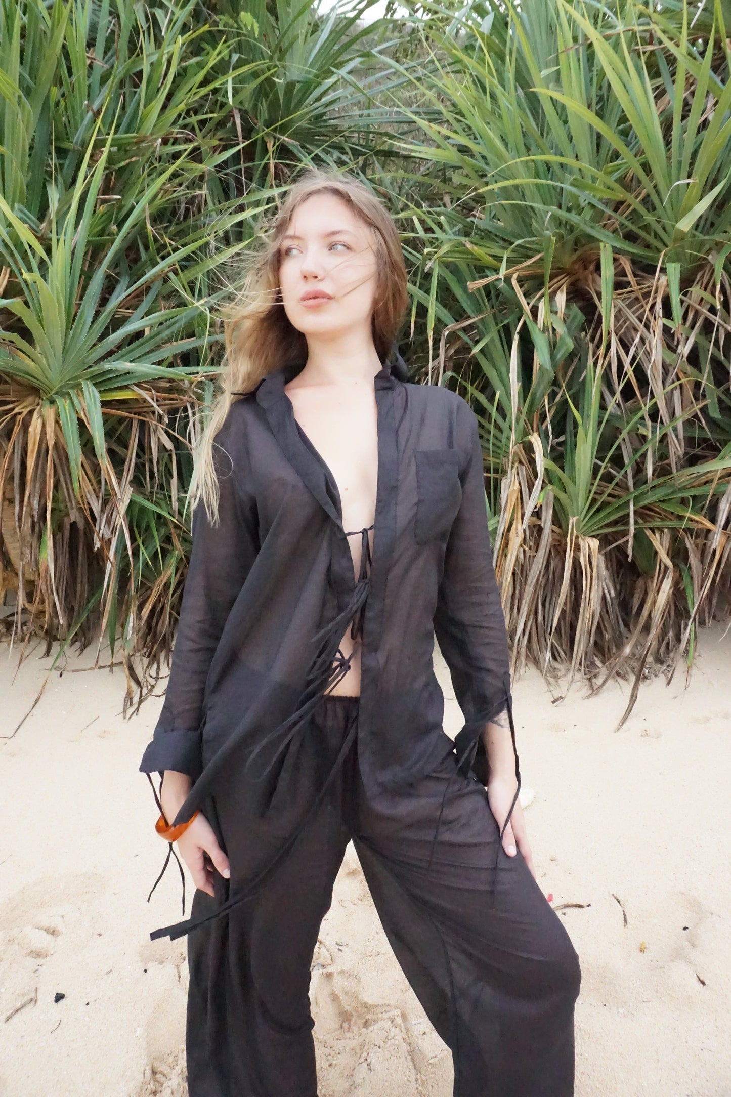 String Blouse / Black organic cotton