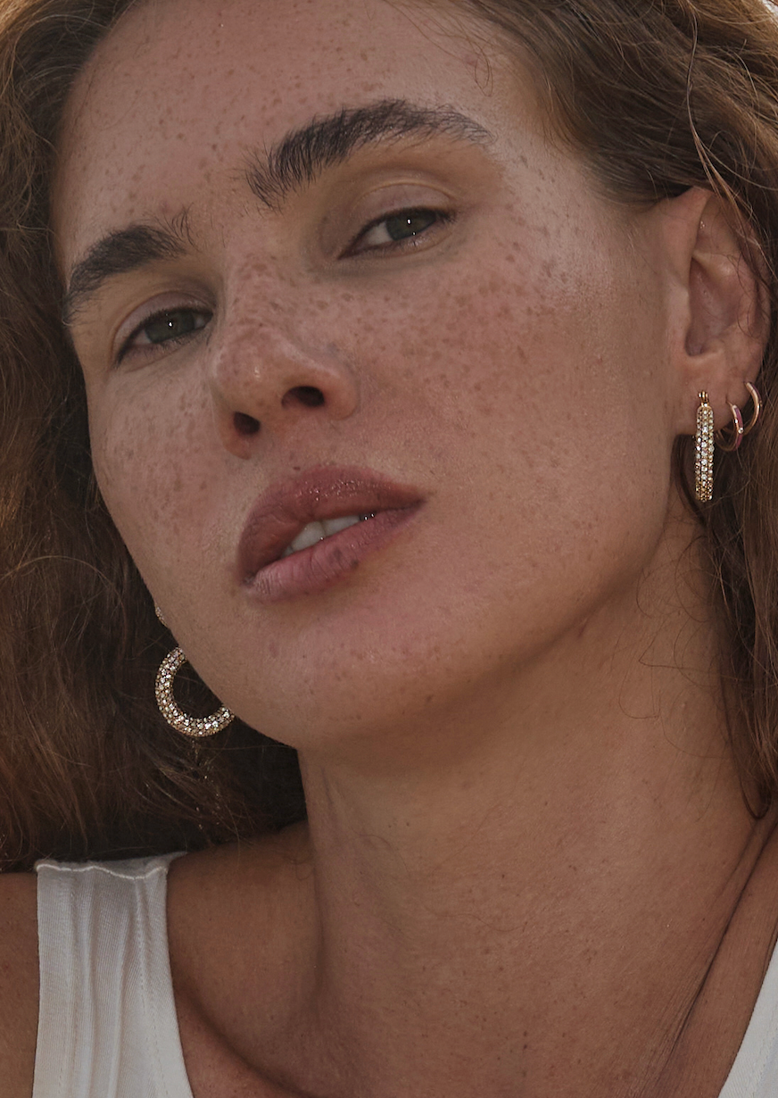 Gia · Gold Pavé Hoops