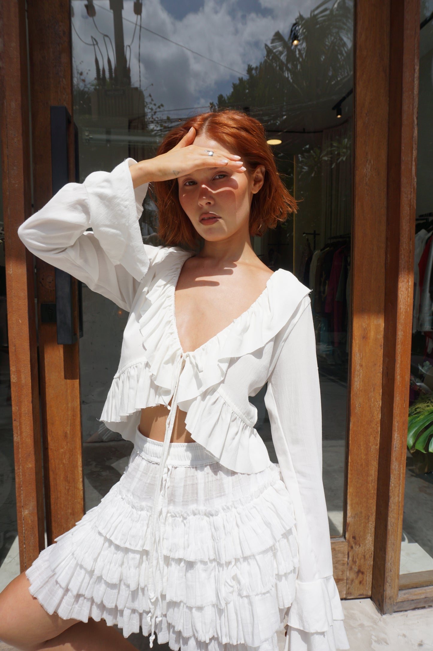 Ruffled skirt / White cotton
